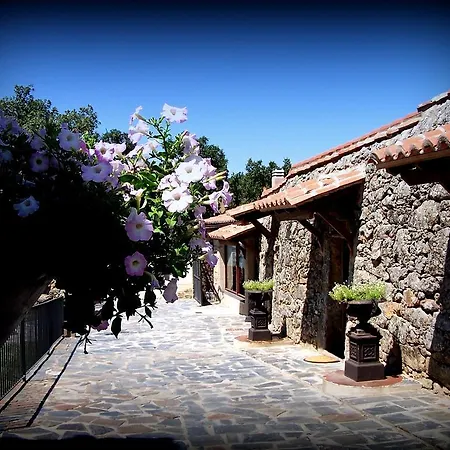 Country house Almazara De San Pedro Eljas